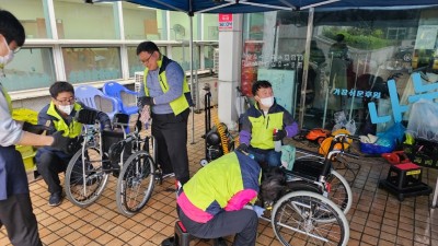 2023-04-18 이동보조기기 세척 및 소독 (안양시수리장애인종합복지관)